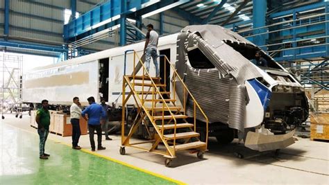 train 18 manufacturer in coach factory